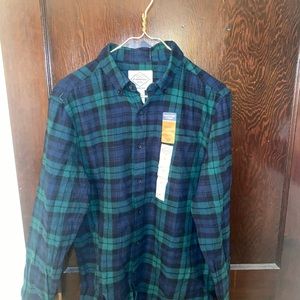 Men’s Flannel, blue and green size Medium.